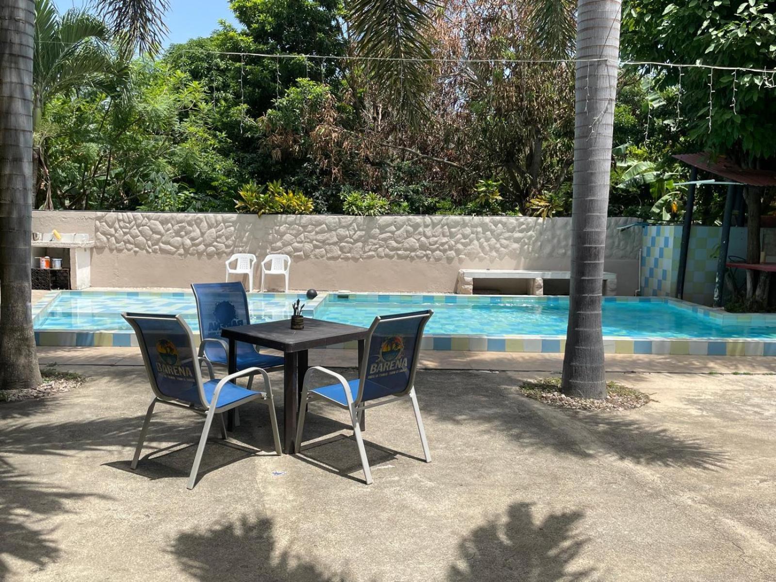 Hostal Luz De Luna Palomino Bagian luar foto